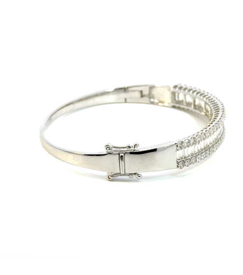 14KWG DIA-2.293CTW B-2.577 BANGLE