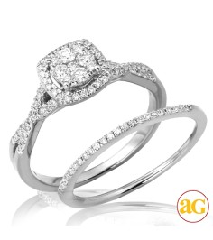 14KW 0.50CTW DIAMOND ROUND CLUSTER BRIDAL SET WITH