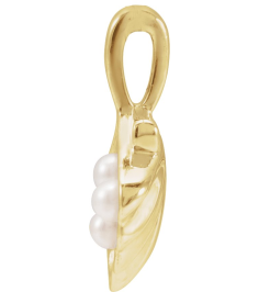 88676 Pendant 14K Yellow Set 3-Stone Cultured White Seed Pearl Pearl 2 Mm Polished Cultured White Seed Pearl Family Shell Pendant