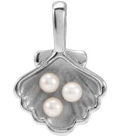 88676 Pendant Platinum Set 3-Stone Cultured White Seed Pearl Pearl 2 Mm Polished Cultured White Seed Pearl Family Shell Pendant